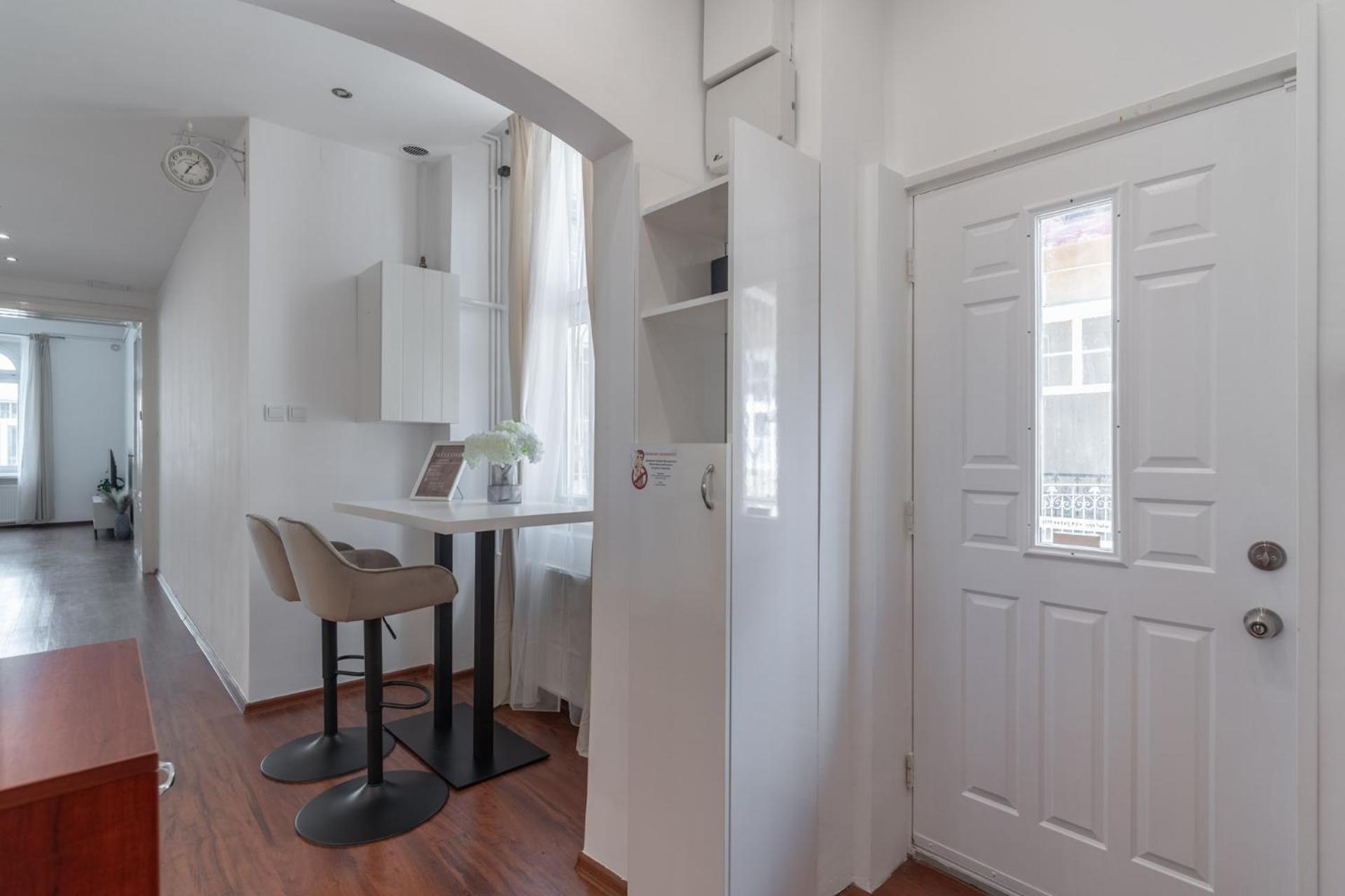 Deluxe And Cozy City Center Suite For 8Ppl ブダペスト エクステリア 写真
